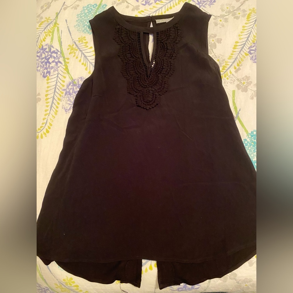 Women’s Daniel Rainn Sleeveless Keyhole Crochet Top, Black, sz. S, NWT